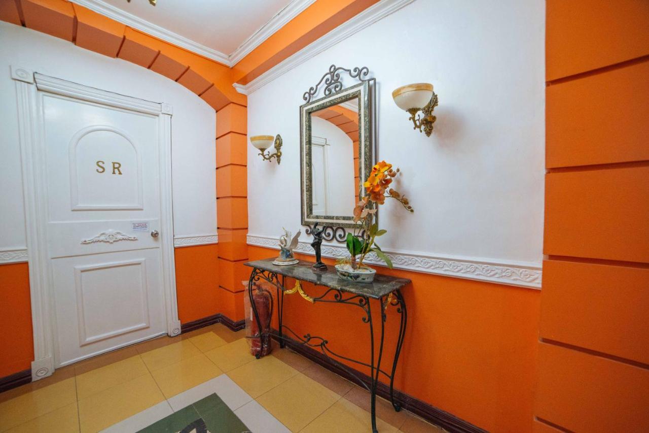 Reddoorz @ Fields Avenue Angeles City Екстер'єр фото